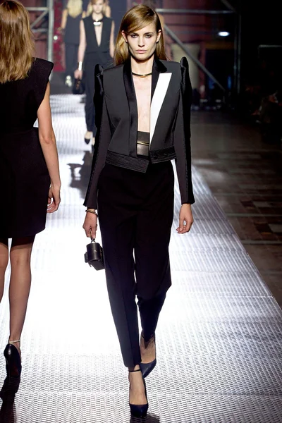 Look 6